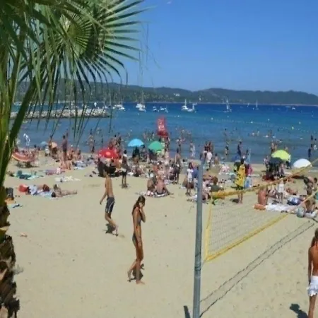 Studio Climatise Avec Coin Nuit Avec Une Terrasse De 10 M² Plein Sud Appartement Cavalaire-sur-Mer